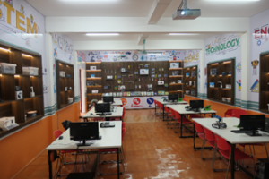 Phòng LAB STEM